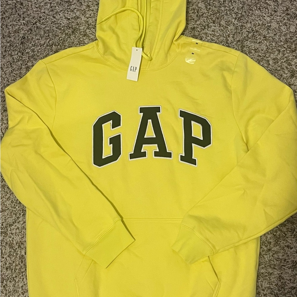 GAP Men's Yellow Hoodie Sweater